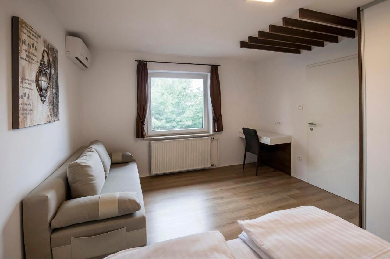 Apartments Vila Apolonia Ljubljana Kültér fotó